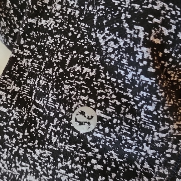 Lululemon leggings size 8 - Picture 2 of 8